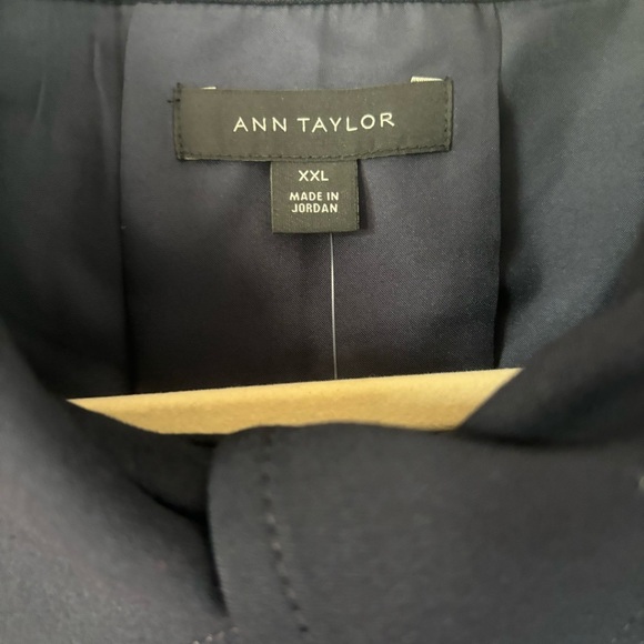Ann Taylor Beautiful Navy Jacket Size XXL NWT & Never Worn. - Picture 5 of 8